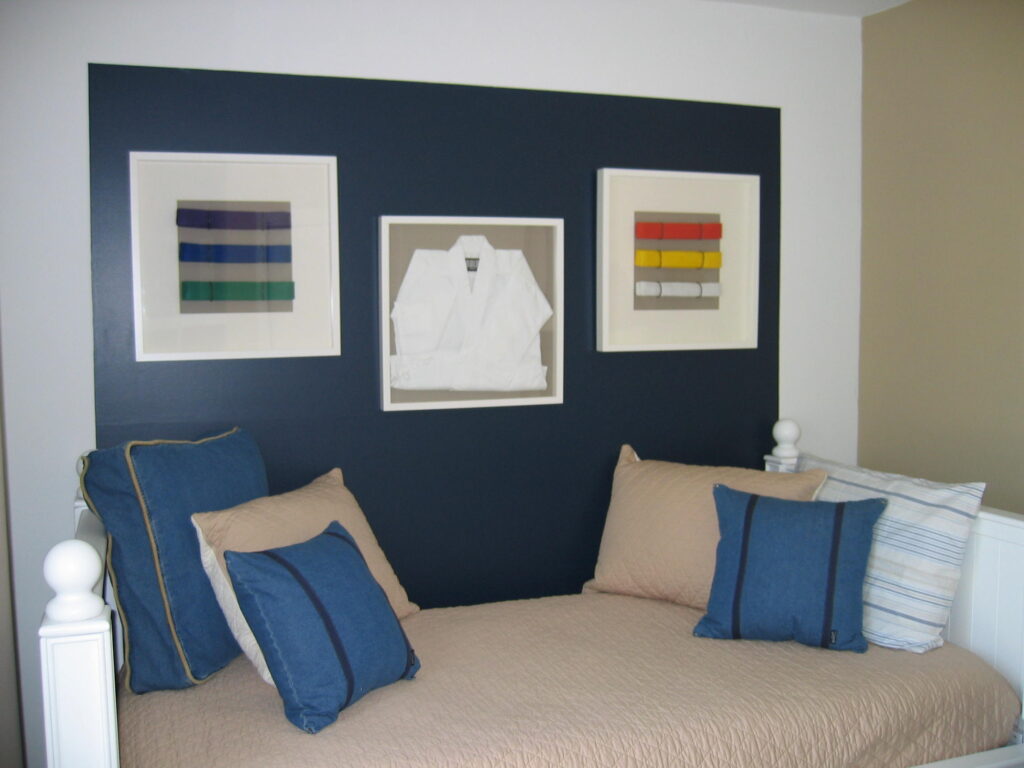 Navy accent wall