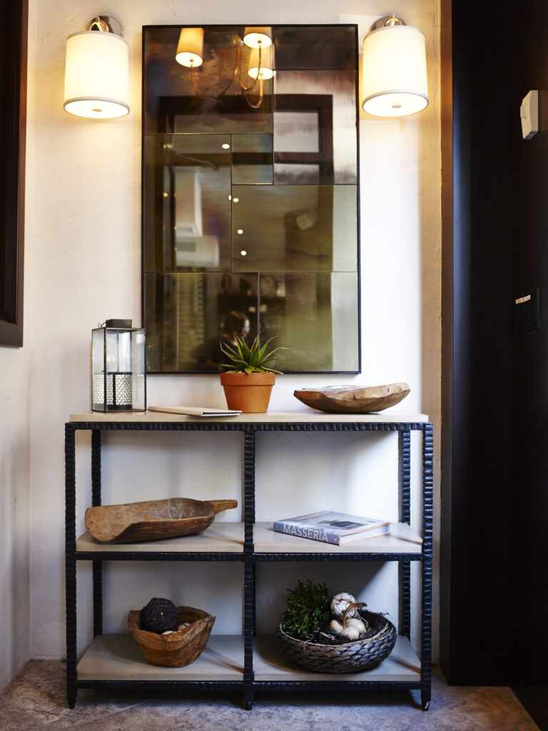 Restaurant console table and mirror