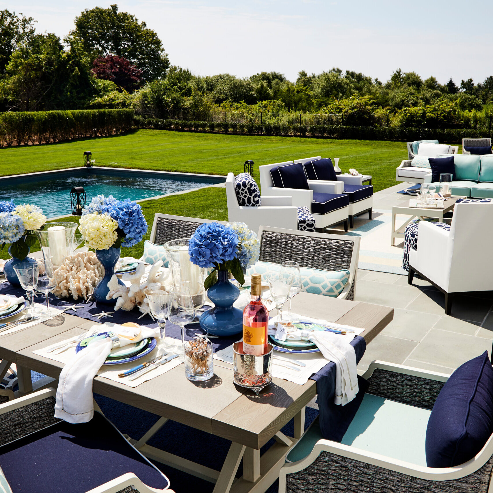 Southampton Outdoor Luxe living lead image